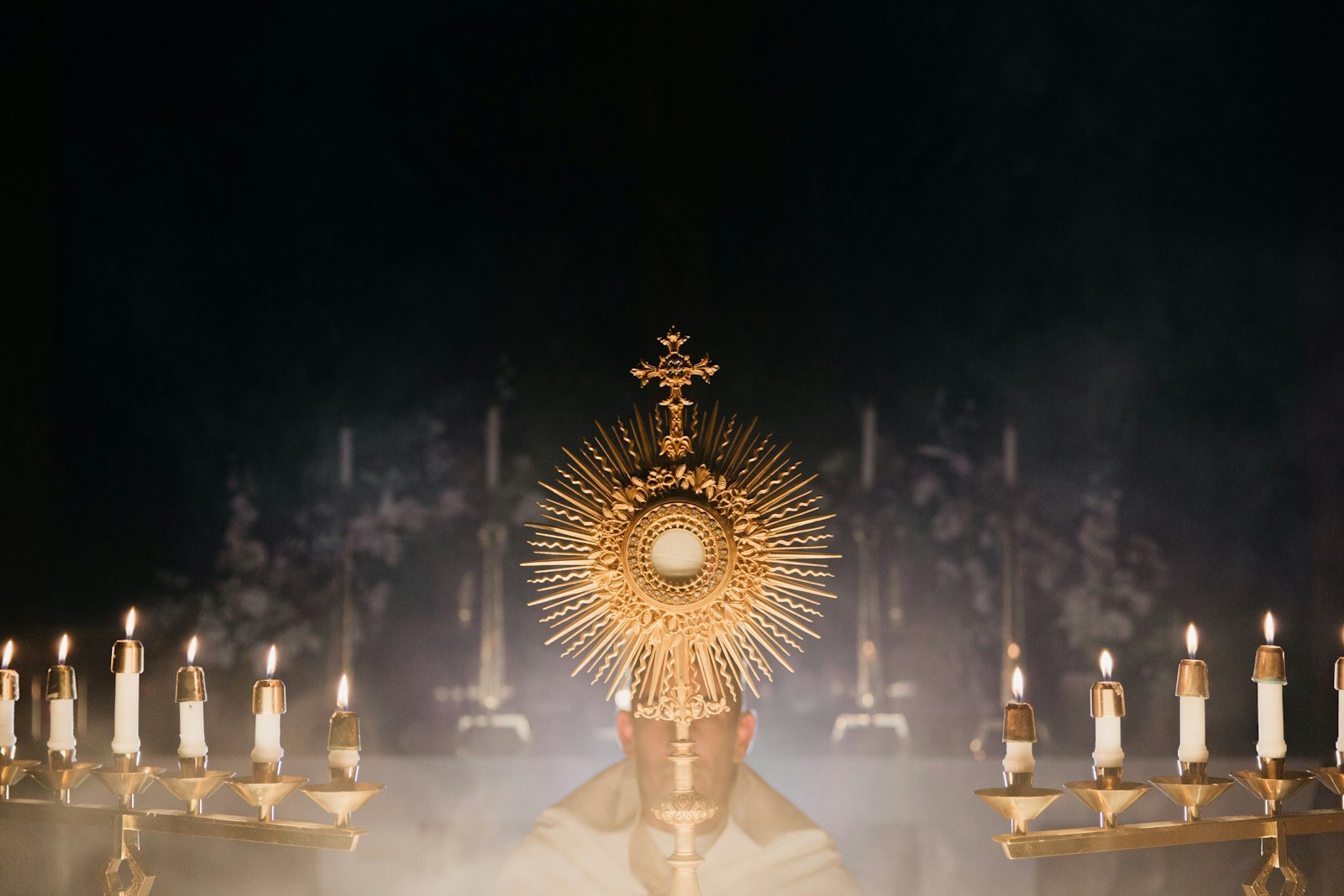Eucharistic Glory Holy Hours